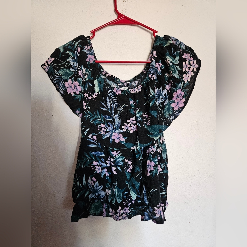 AE Floral Box Neck Blouse
